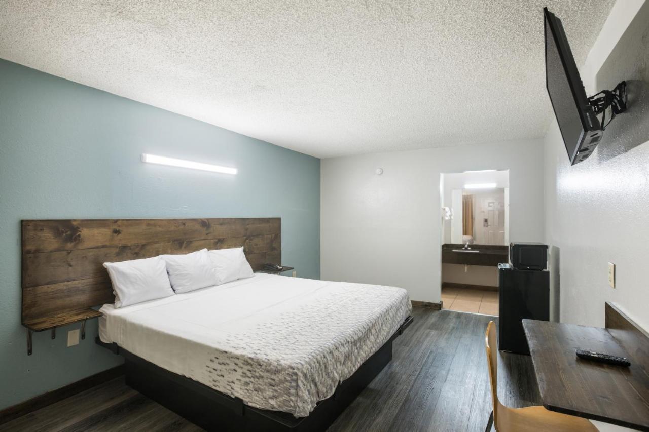 Americas Best Value Inn Stockbridge Cameră foto