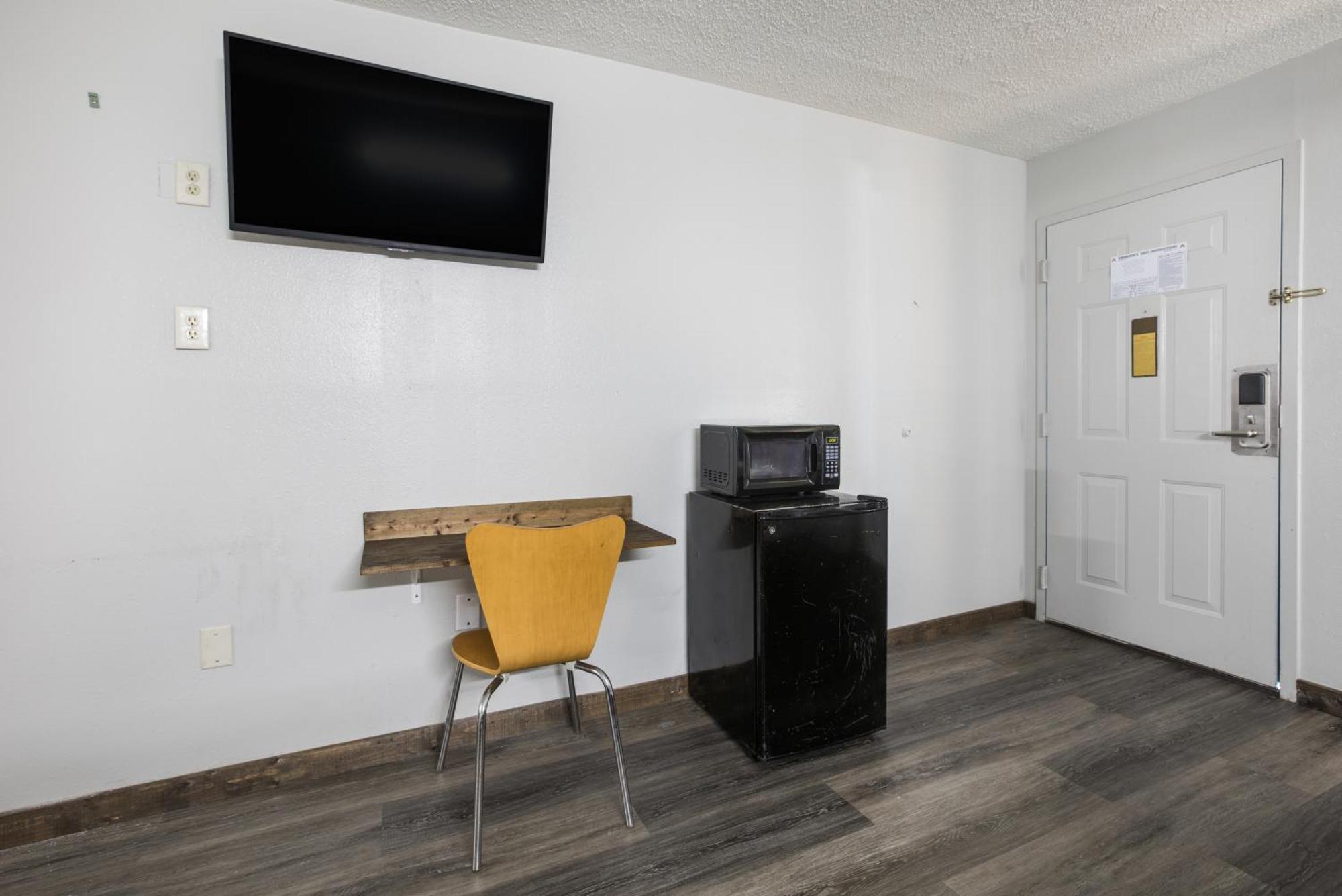 Americas Best Value Inn Stockbridge Cameră foto
