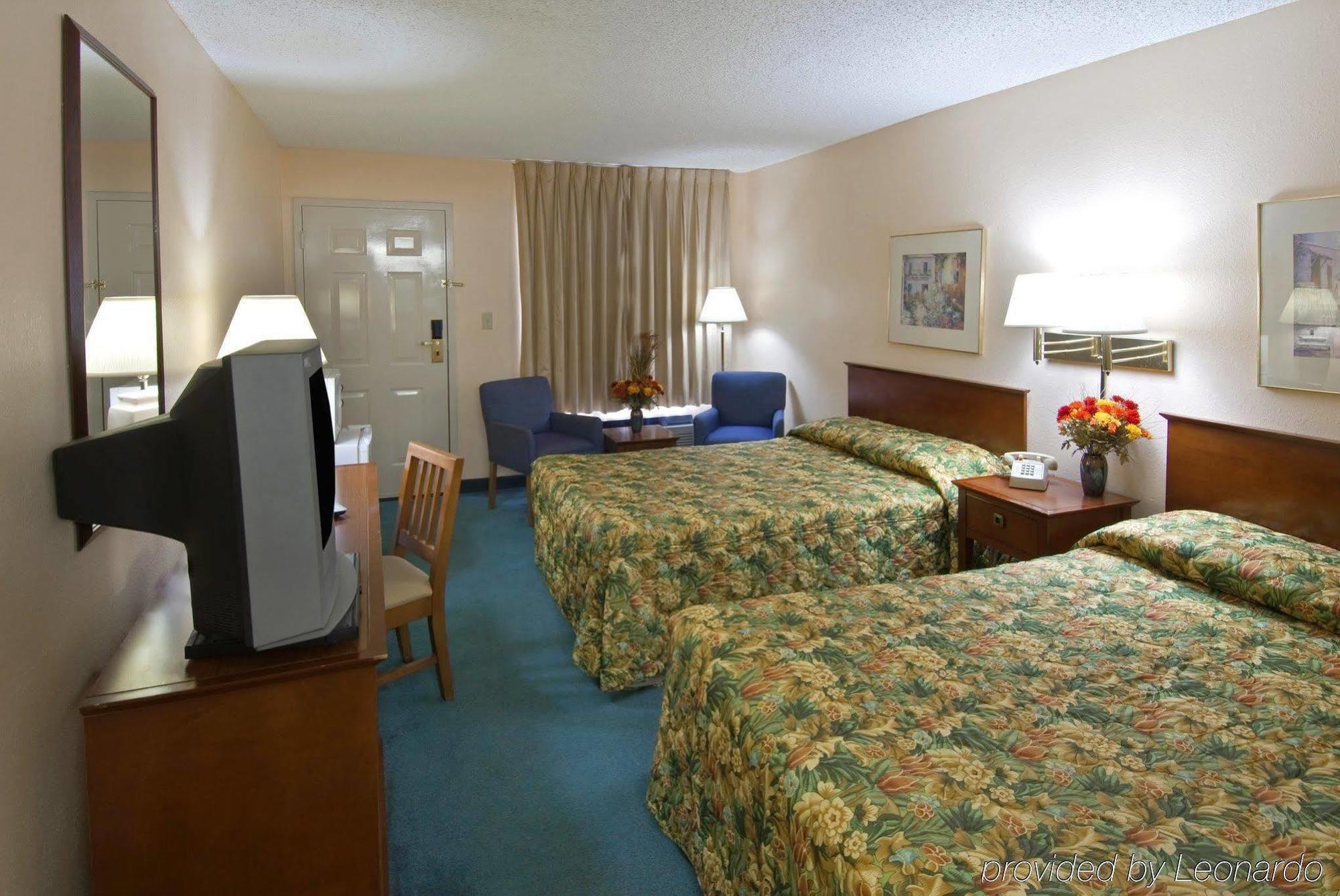 Americas Best Value Inn Stockbridge Cameră foto